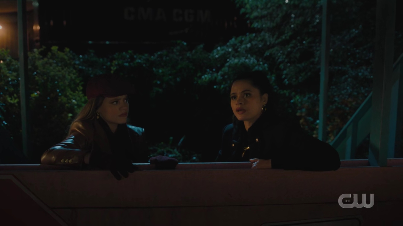 charmed-online-dot-nl_charmed4x02YouCantGoHomeAgain1368.jpg