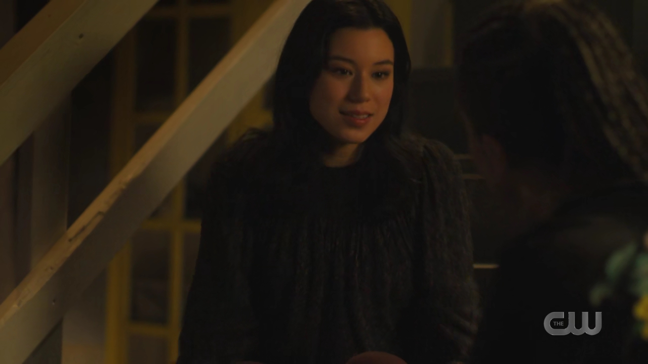 charmed-online-dot-nl_charmed4x02YouCantGoHomeAgain1406.jpg