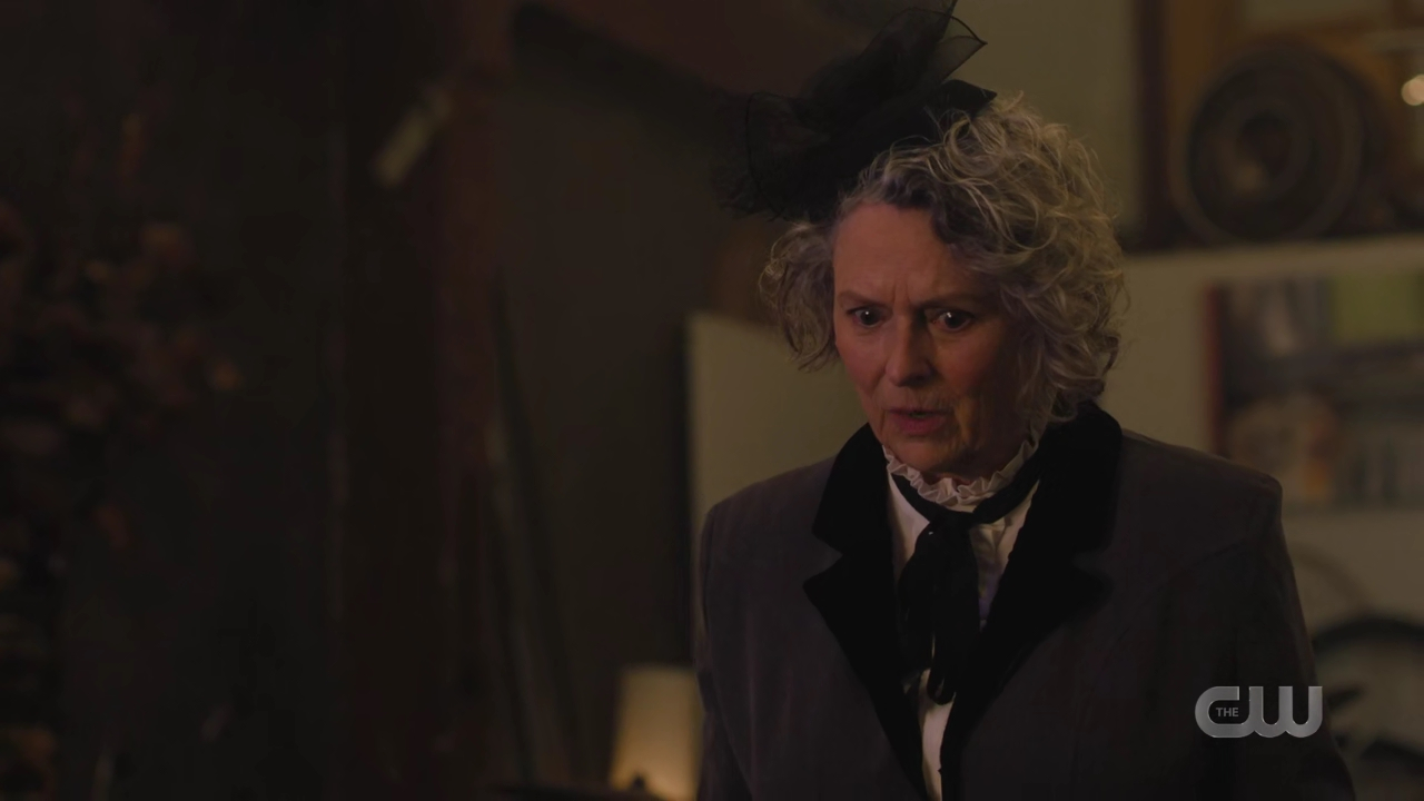 charmed-online-dot-nl_charmed4x02YouCantGoHomeAgain1670.jpg