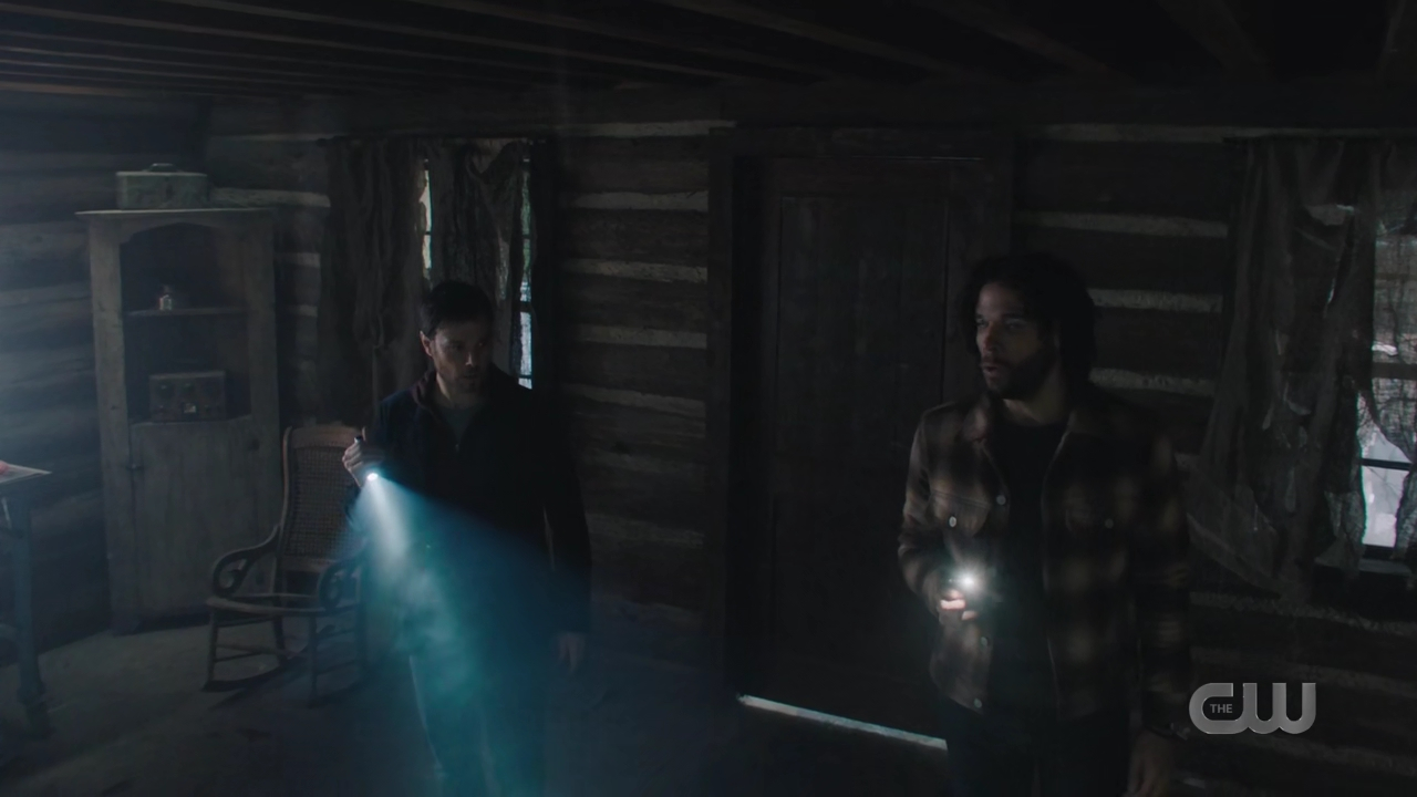 charmed-online-dot-nl_charmed4x02YouCantGoHomeAgain1720.jpg