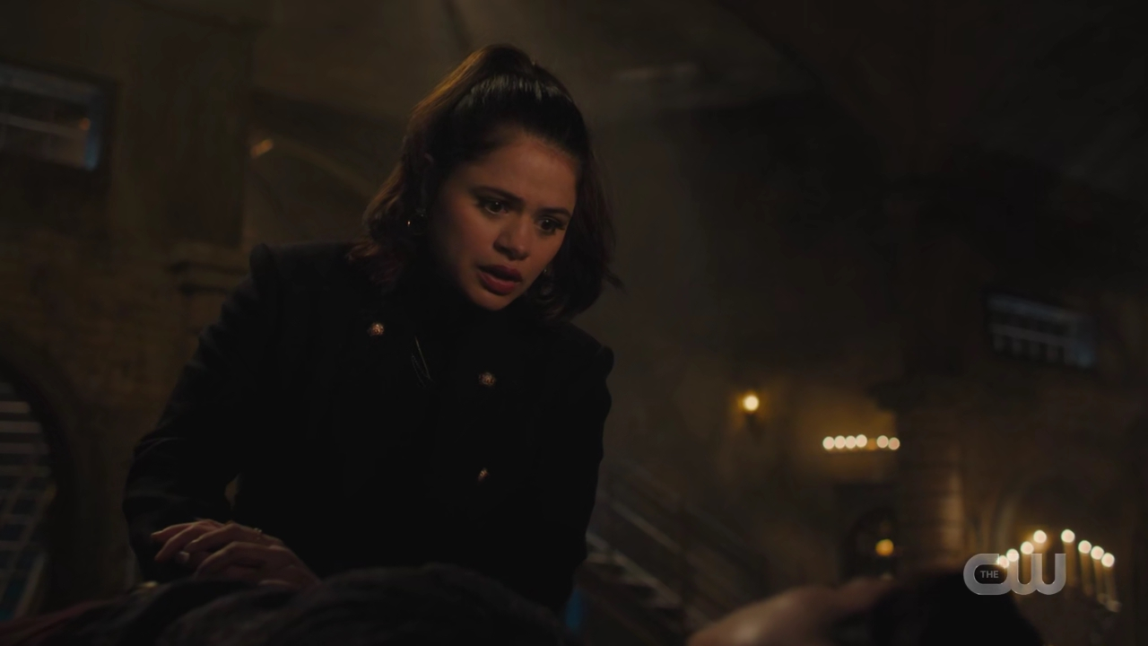 charmed-online-dot-nl_charmed4x02YouCantGoHomeAgain1886.jpg