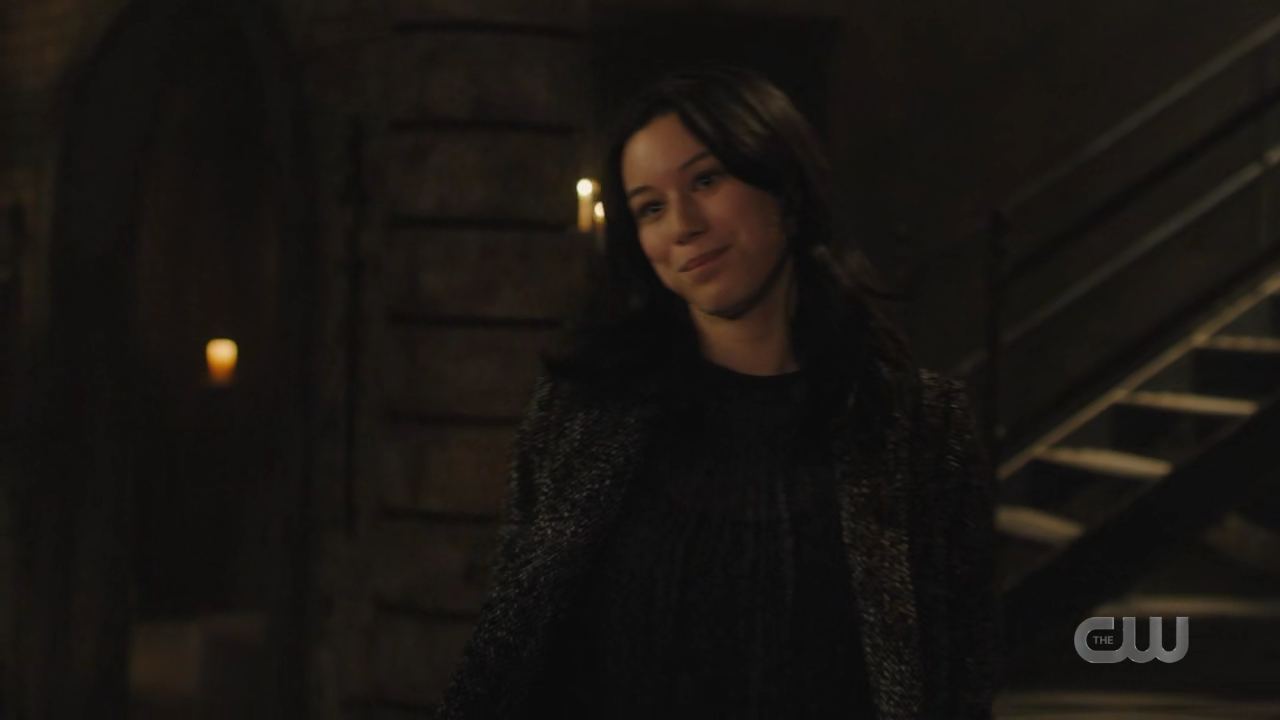 charmed-online-dot-nl_charmed4x02YouCantGoHomeAgain2083.jpg