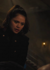 charmed-online-dot-nl_charmed4x02YouCantGoHomeAgain1886.jpg