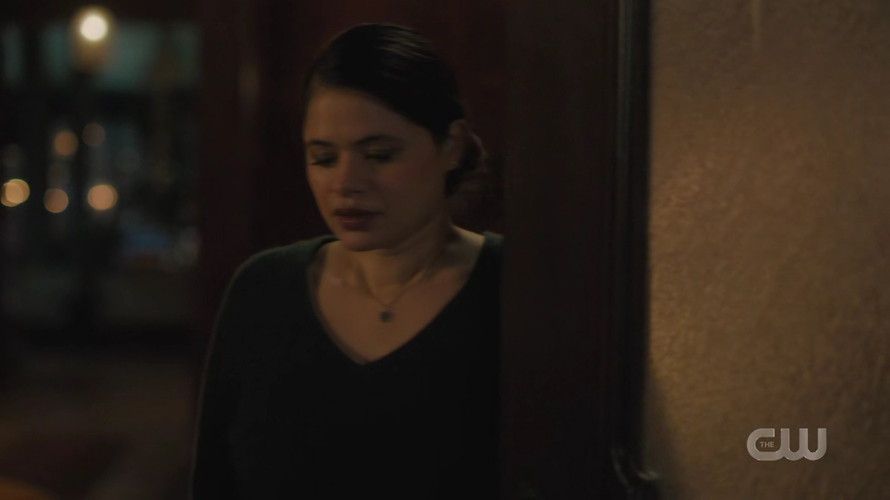 charmed-online-dot-nl_Charmed4x03UnluckyCharmed2013.jpg