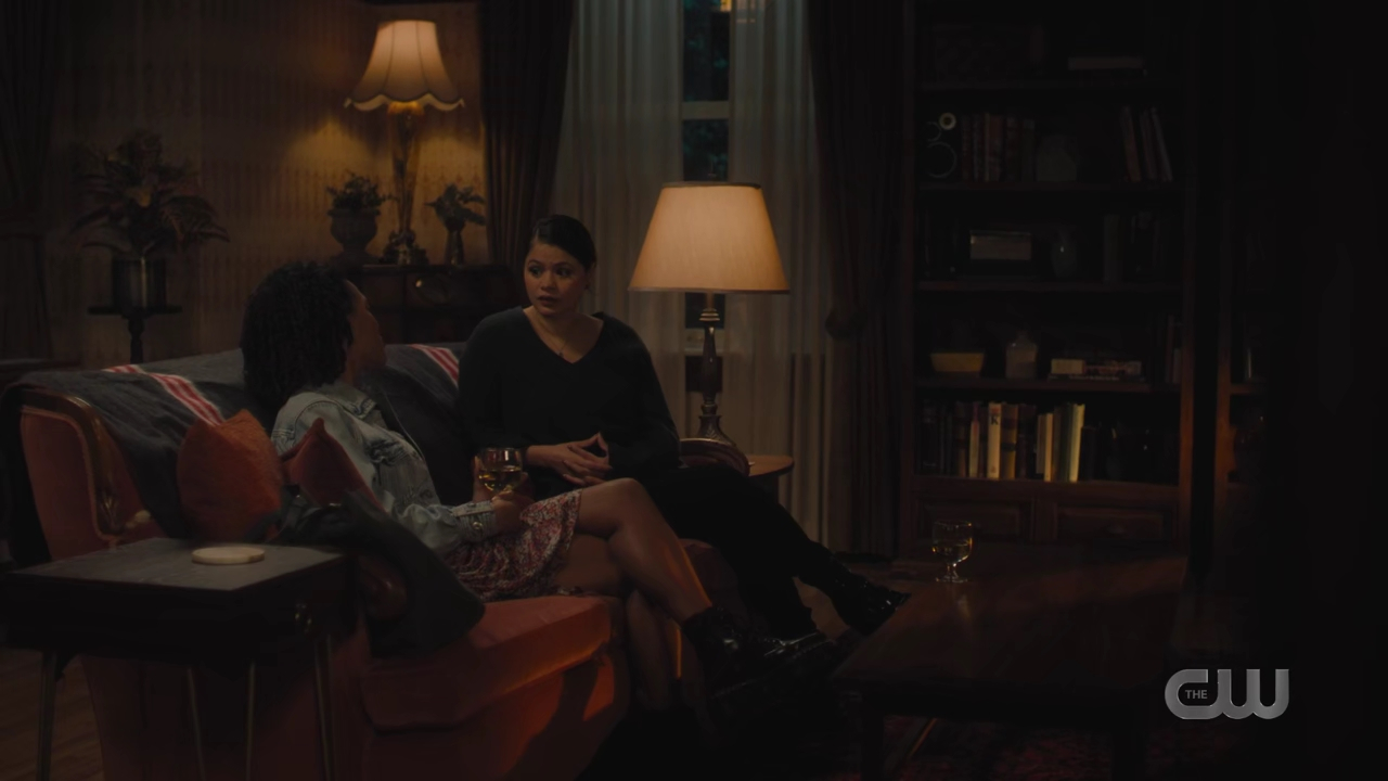 charmed-online-dot-nl_Charmed4x03UnluckyCharmed2021.jpg