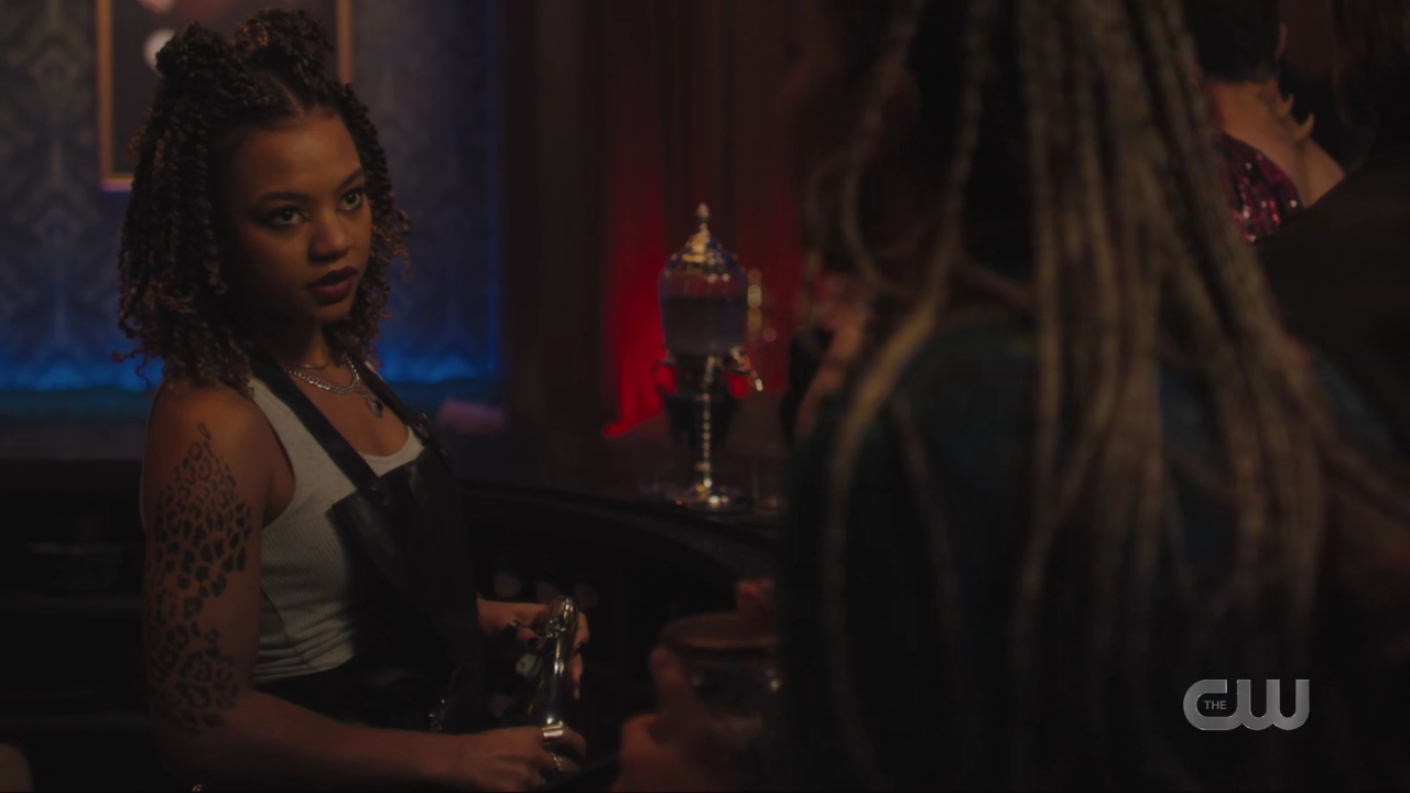 charmed-online-dot-nl_charmed4x04Ripples0692.jpg