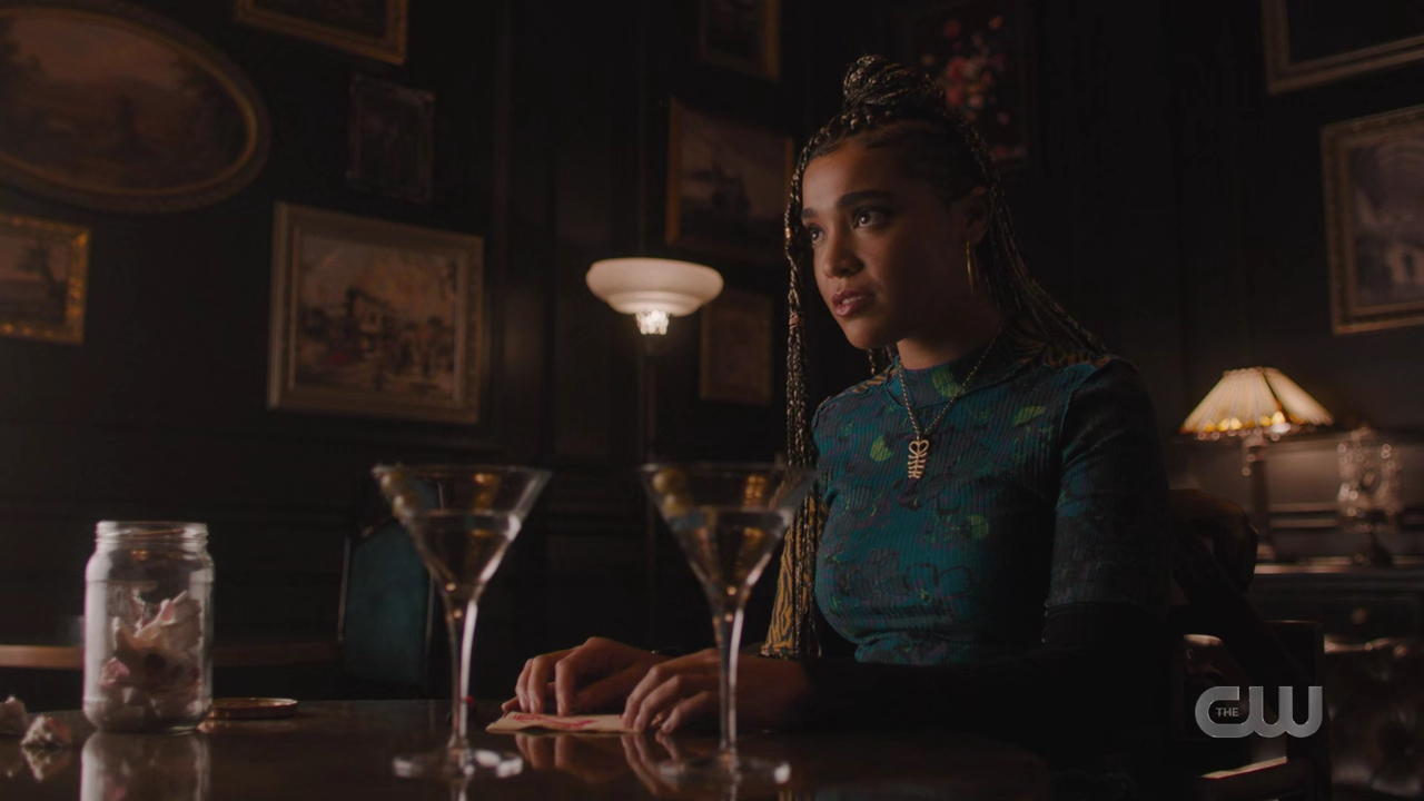 charmed-online-dot-nl_charmed4x04Ripples1109.jpg charmed-online-dot-nl_charmed4x04Ripples1109.jpg