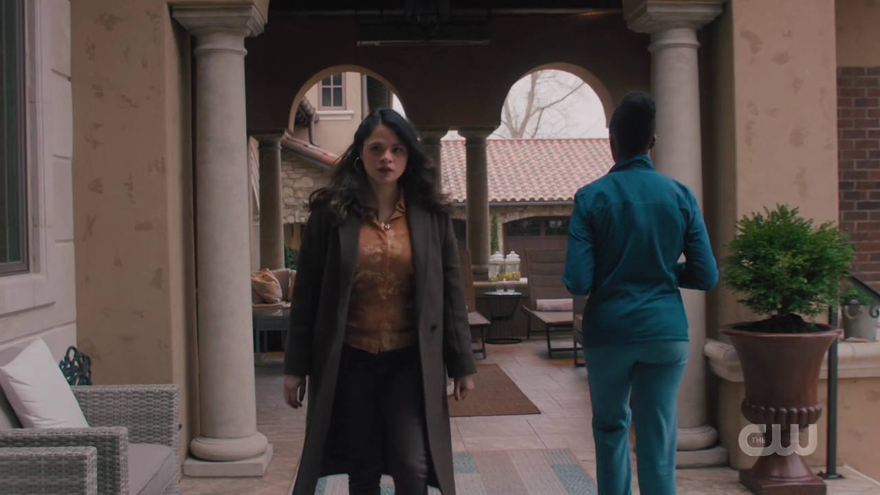 charmed-online-dot-nl_charmed4x04Ripples1522.jpg