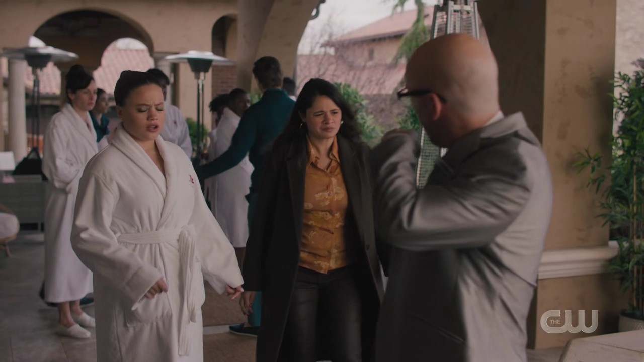 charmed-online-dot-nl_charmed4x04Ripples1736.jpg