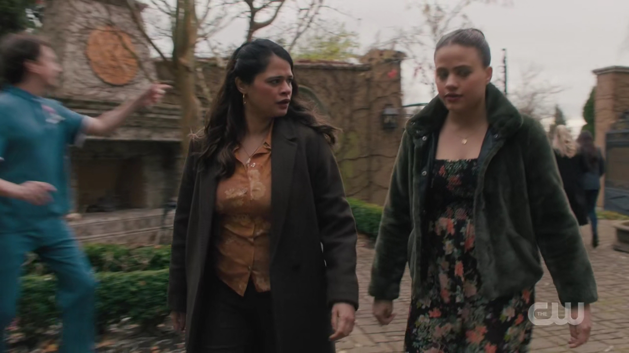 charmed-online-dot-nl_charmed4x04Ripples1815.jpg