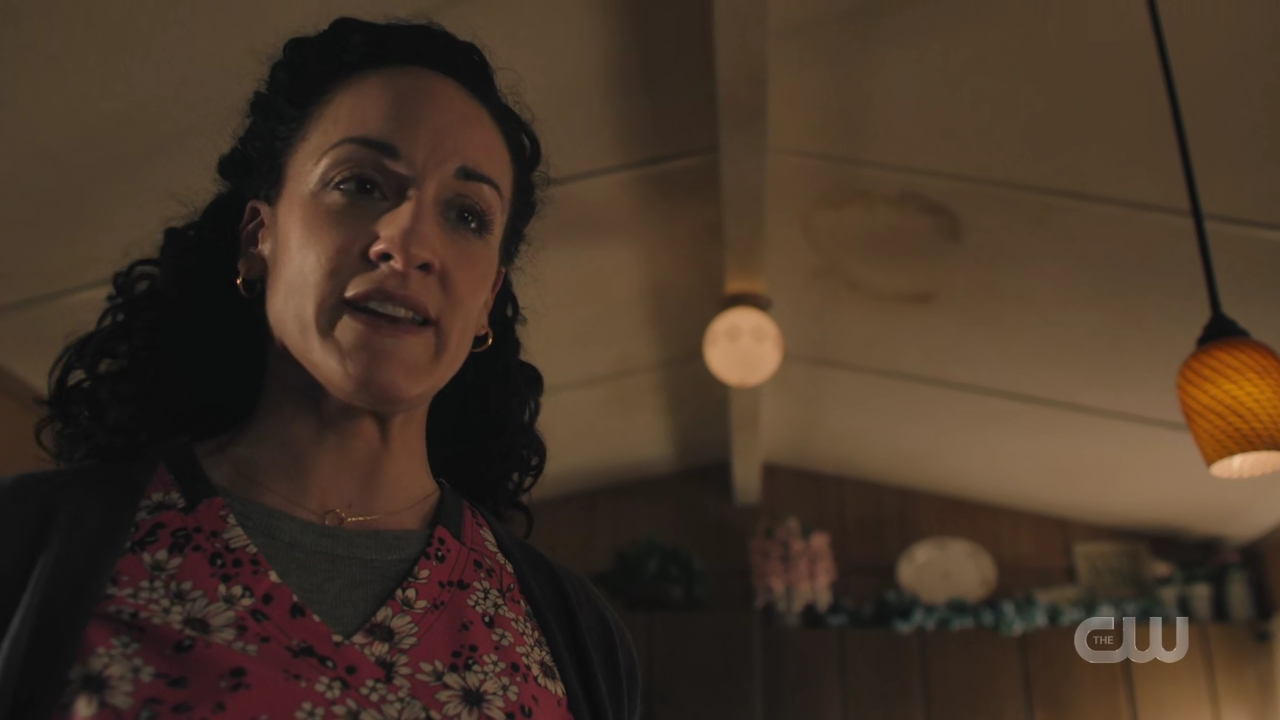 charmed-online-dot-nl_Charmed4x05TheSisterhoodoftheTravelingSandwich0061.jpg