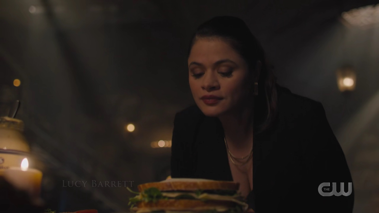 charmed-online-dot-nl_Charmed4x05TheSisterhoodoftheTravelingSandwich0192.jpg