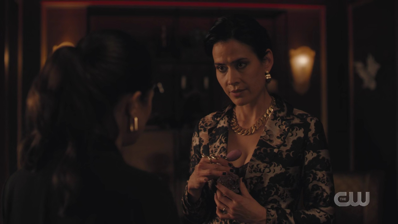 charmed-online-dot-nl_Charmed4x05TheSisterhoodoftheTravelingSandwich0565.jpg