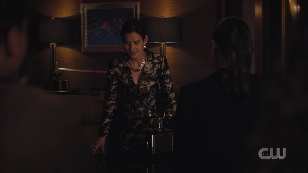 charmed-online-dot-nl_Charmed4x05TheSisterhoodoftheTravelingSandwich0647.jpg