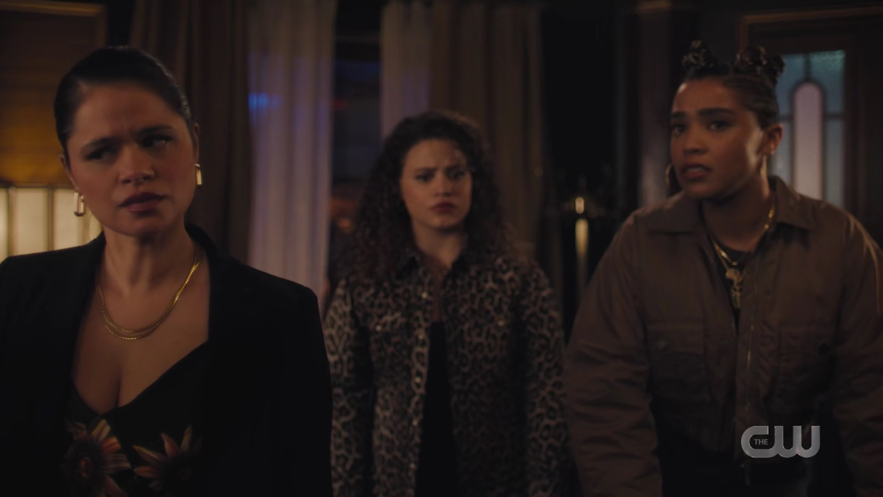 charmed-online-dot-nl_Charmed4x05TheSisterhoodoftheTravelingSandwich0662.jpg
