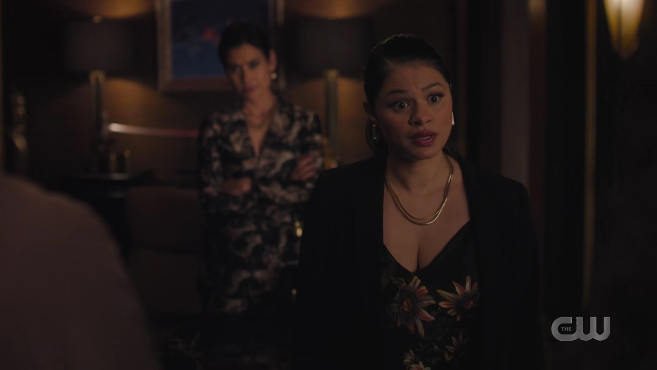 charmed-online-dot-nl_Charmed4x05TheSisterhoodoftheTravelingSandwich0694.jpg