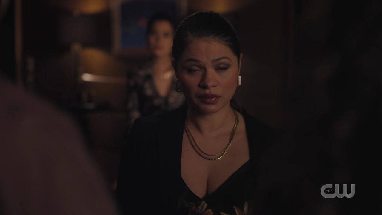 charmed-online-dot-nl_Charmed4x05TheSisterhoodoftheTravelingSandwich0726.jpg