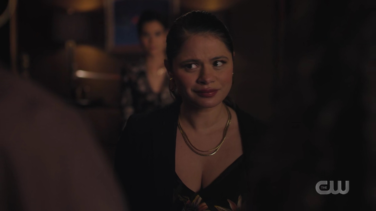 charmed-online-dot-nl_Charmed4x05TheSisterhoodoftheTravelingSandwich0728.jpg