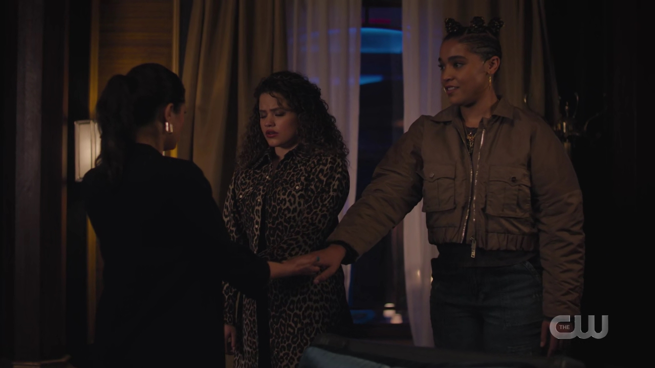 charmed-online-dot-nl_Charmed4x05TheSisterhoodoftheTravelingSandwich0733.jpg