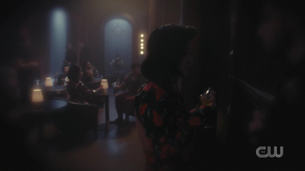 charmed-online-dot-nl_Charmed4x05TheSisterhoodoftheTravelingSandwich0750.jpg