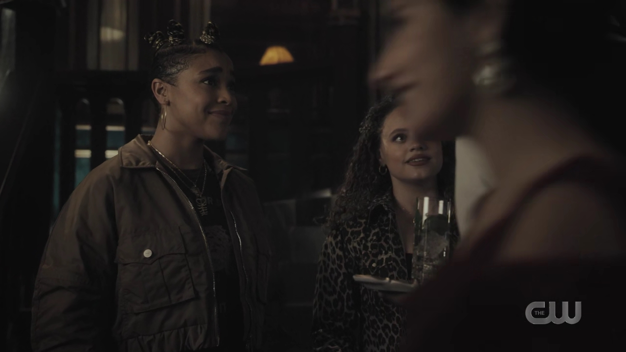 charmed-online-dot-nl_Charmed4x05TheSisterhoodoftheTravelingSandwich0792.jpg