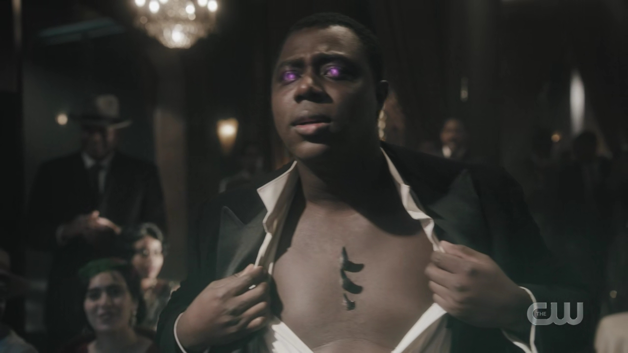 charmed-online-dot-nl_Charmed4x05TheSisterhoodoftheTravelingSandwich0831.jpg