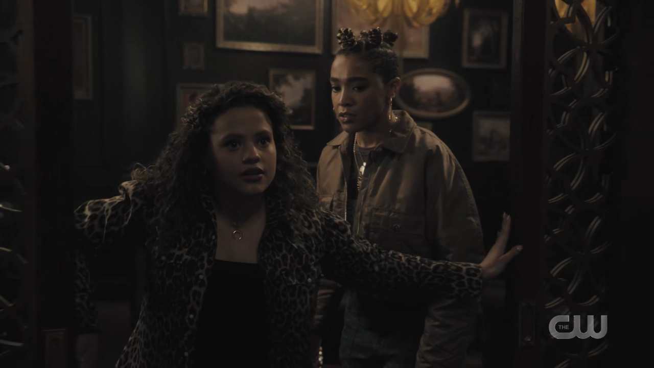 charmed-online-dot-nl_Charmed4x05TheSisterhoodoftheTravelingSandwich0863.jpg