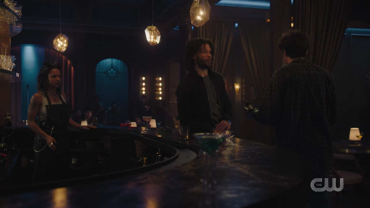 charmed-online-dot-nl_Charmed4x05TheSisterhoodoftheTravelingSandwich0998.jpg
