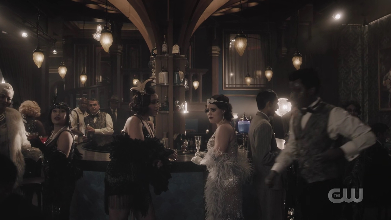 charmed-online-dot-nl_Charmed4x05TheSisterhoodoftheTravelingSandwich1105.jpg