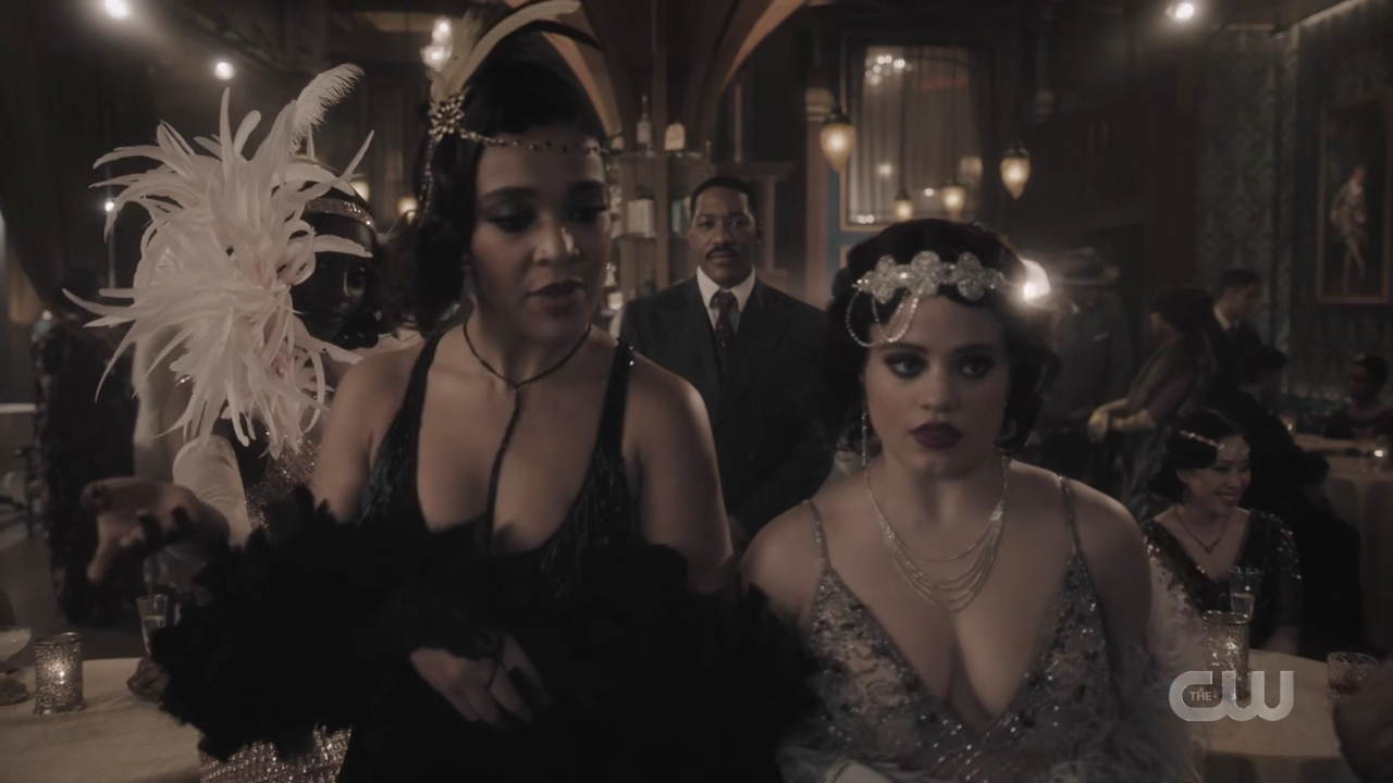 charmed-online-dot-nl_Charmed4x05TheSisterhoodoftheTravelingSandwich1172.jpg