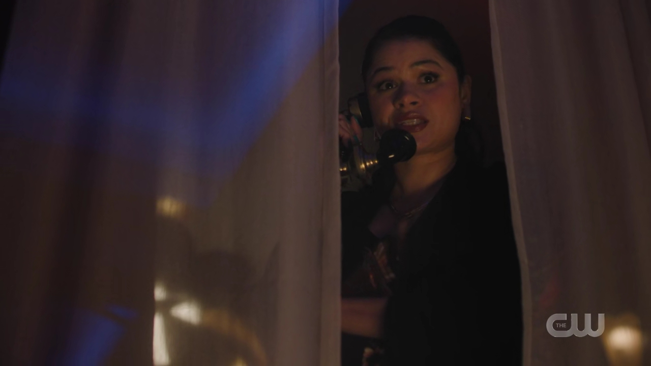 charmed-online-dot-nl_Charmed4x05TheSisterhoodoftheTravelingSandwich1235.jpg