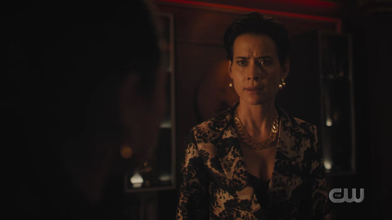 charmed-online-dot-nl_Charmed4x05TheSisterhoodoftheTravelingSandwich1324.jpg