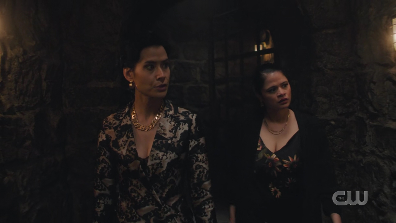 charmed-online-dot-nl_Charmed4x05TheSisterhoodoftheTravelingSandwich1446.jpg