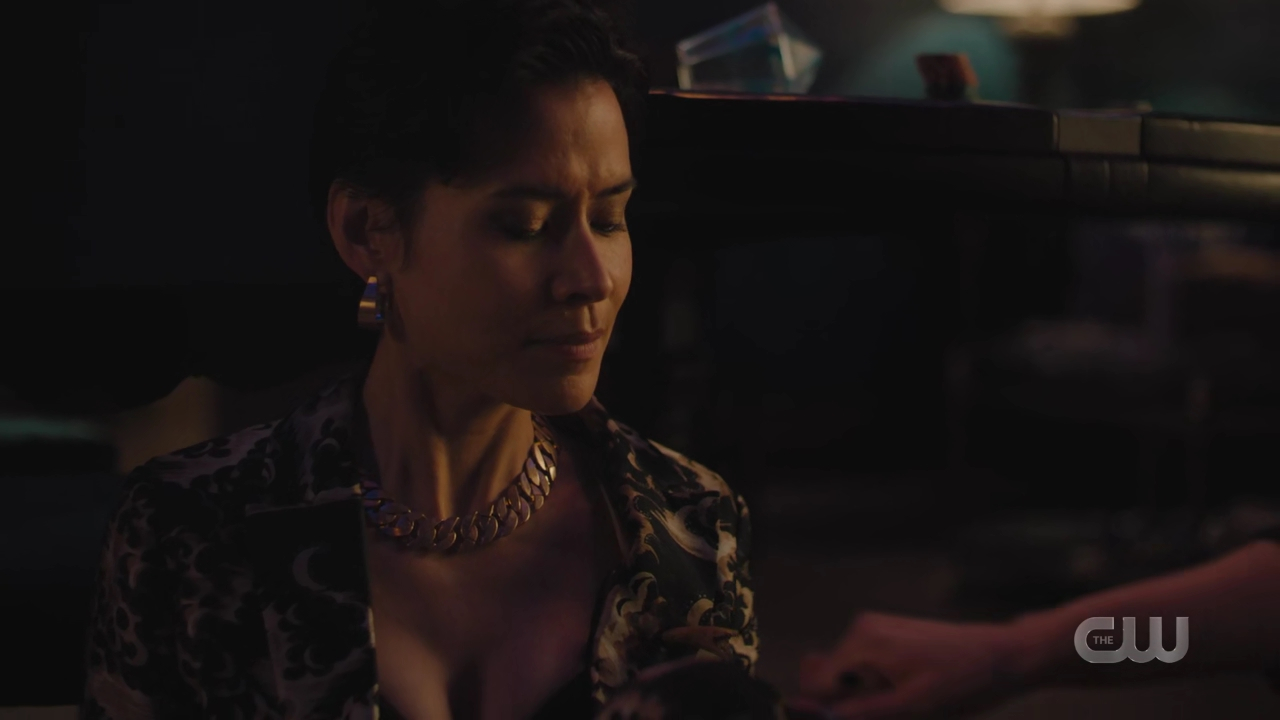 charmed-online-dot-nl_Charmed4x05TheSisterhoodoftheTravelingSandwich1792.jpg