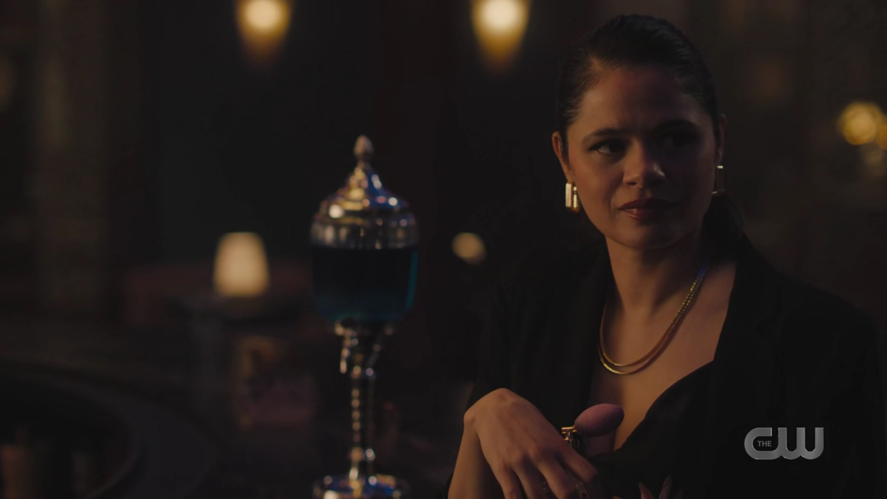 charmed-online-dot-nl_Charmed4x05TheSisterhoodoftheTravelingSandwich2104.jpg