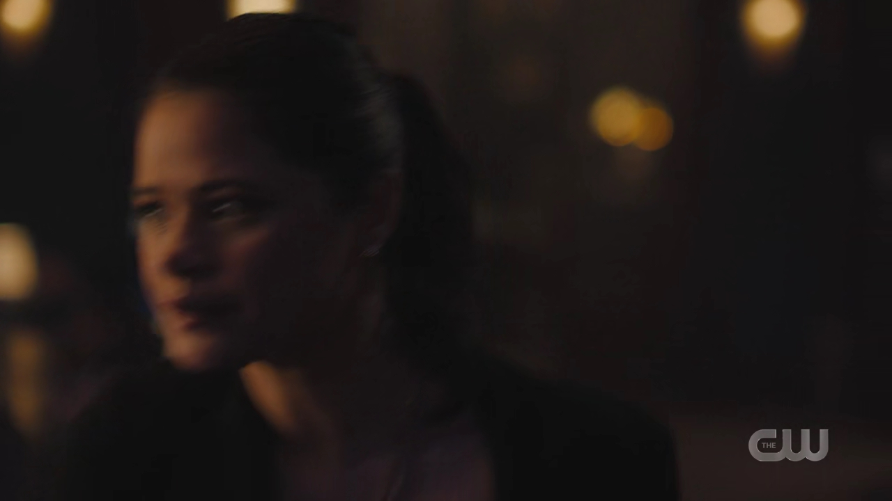 charmed-online-dot-nl_Charmed4x05TheSisterhoodoftheTravelingSandwich2107.jpg