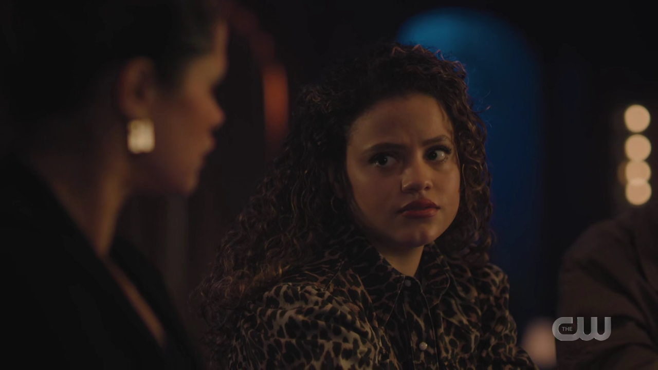 charmed-online-dot-nl_Charmed4x05TheSisterhoodoftheTravelingSandwich2136.jpg