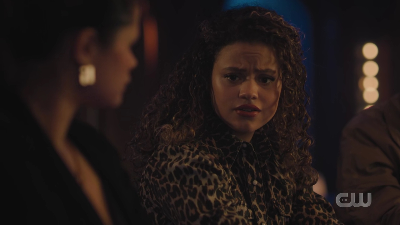 charmed-online-dot-nl_Charmed4x05TheSisterhoodoftheTravelingSandwich2147.jpg