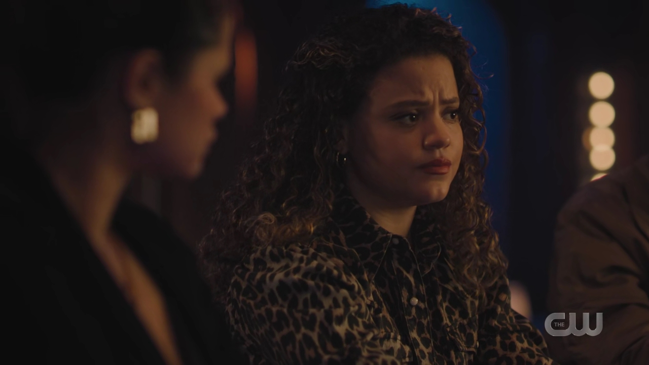 charmed-online-dot-nl_Charmed4x05TheSisterhoodoftheTravelingSandwich2149.jpg