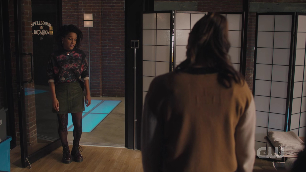 charmed-online-dot-nl_Charmed4x05TheSisterhoodoftheTravelingSandwich2211.jpg