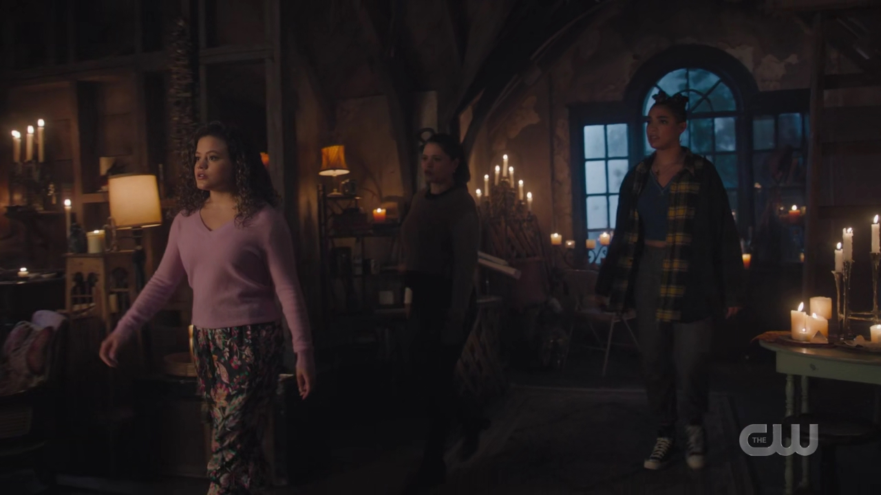 charmed-online-dot-nl_Charmed4x05TheSisterhoodoftheTravelingSandwich2276.jpg