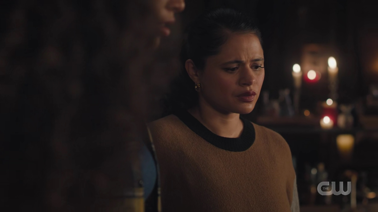 charmed-online-dot-nl_Charmed4x05TheSisterhoodoftheTravelingSandwich2401.jpg