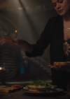 charmed-online-dot-nl_Charmed4x05TheSisterhoodoftheTravelingSandwich0180.jpg