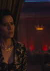 charmed-online-dot-nl_Charmed4x05TheSisterhoodoftheTravelingSandwich1276.jpg