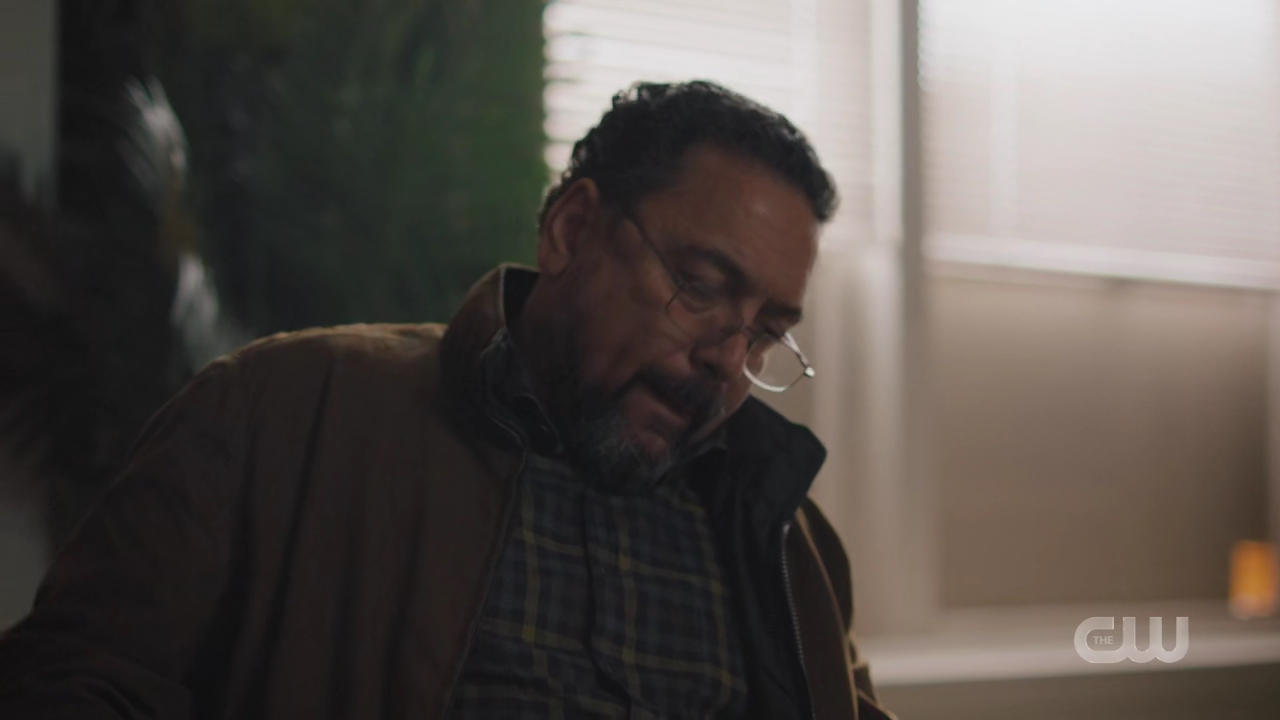 charmed-online-dot-nl_Charmed4x06TheTallymanCometh0811.jpg
