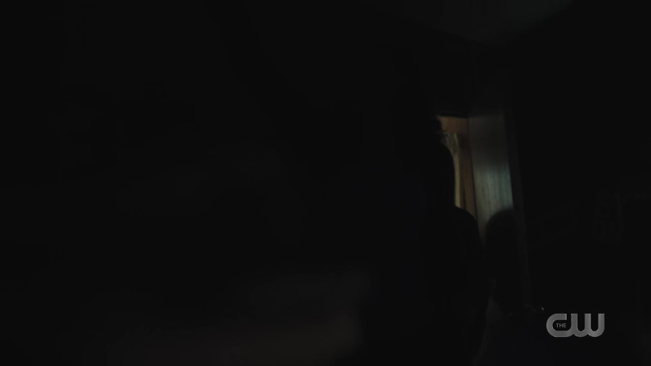 charmed-online-dot-nl_Charmed4x06TheTallymanCometh1070.jpg