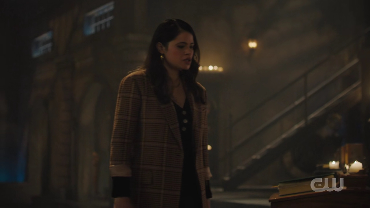 charmed-online-dot-nl_Charmed4x06TheTallymanCometh1103.jpg