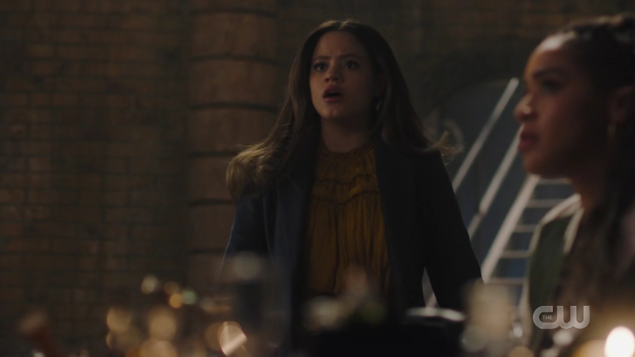 charmed-online-dot-nl_Charmed4x06TheTallymanCometh1615.jpg