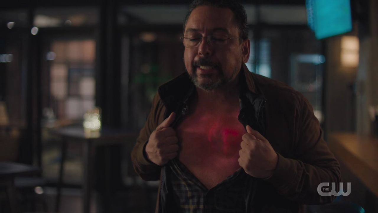 charmed-online-dot-nl_Charmed4x06TheTallymanCometh2416.jpg