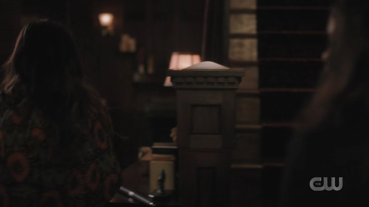 charmed-online-dot-nl_Charmed4x07CatsandCamelsandElephantsohmy0215.jpg